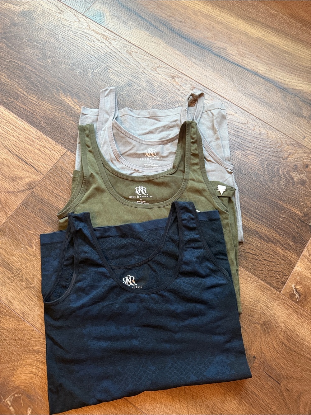 Rock & Republic 3-Pack Ribbed Scoop Tank Tops - Black, Olive, Taupe